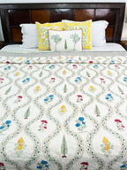 Karigar Bloom Reversible Mulmul Double Bed Quilt