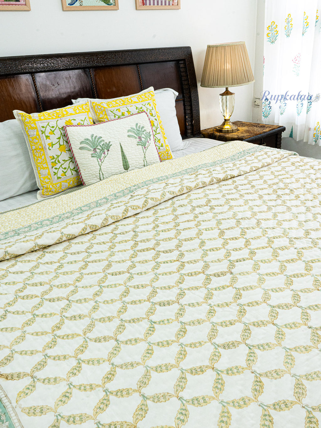 Pushp Jaal Reversible Mulmul Double Bed Quilt