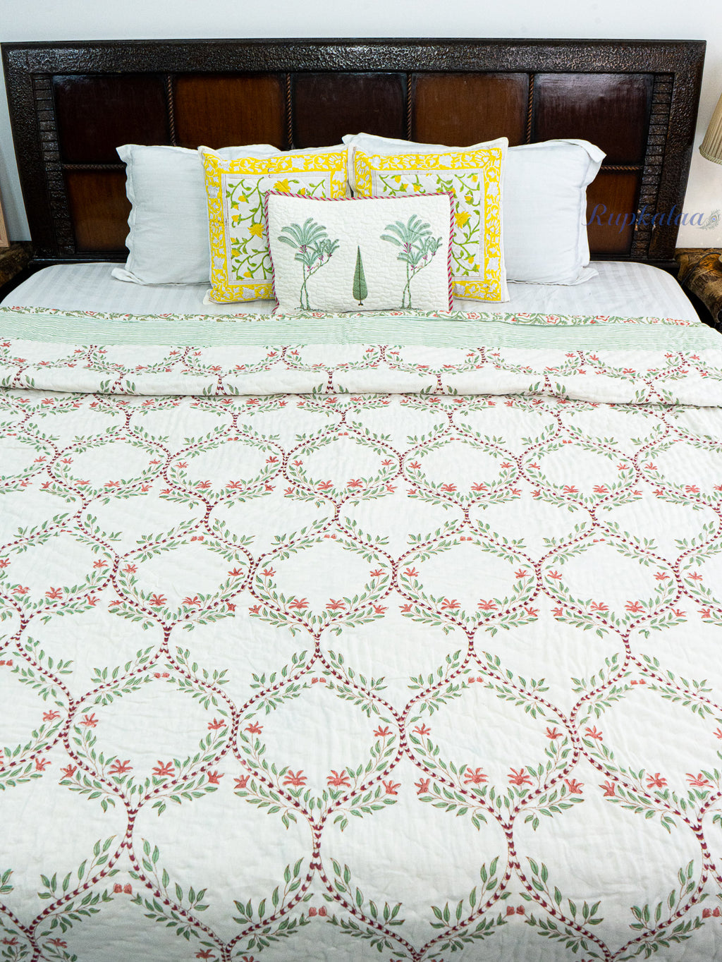Jaal Rekha Reversible Mulmul Double Bed Quilt