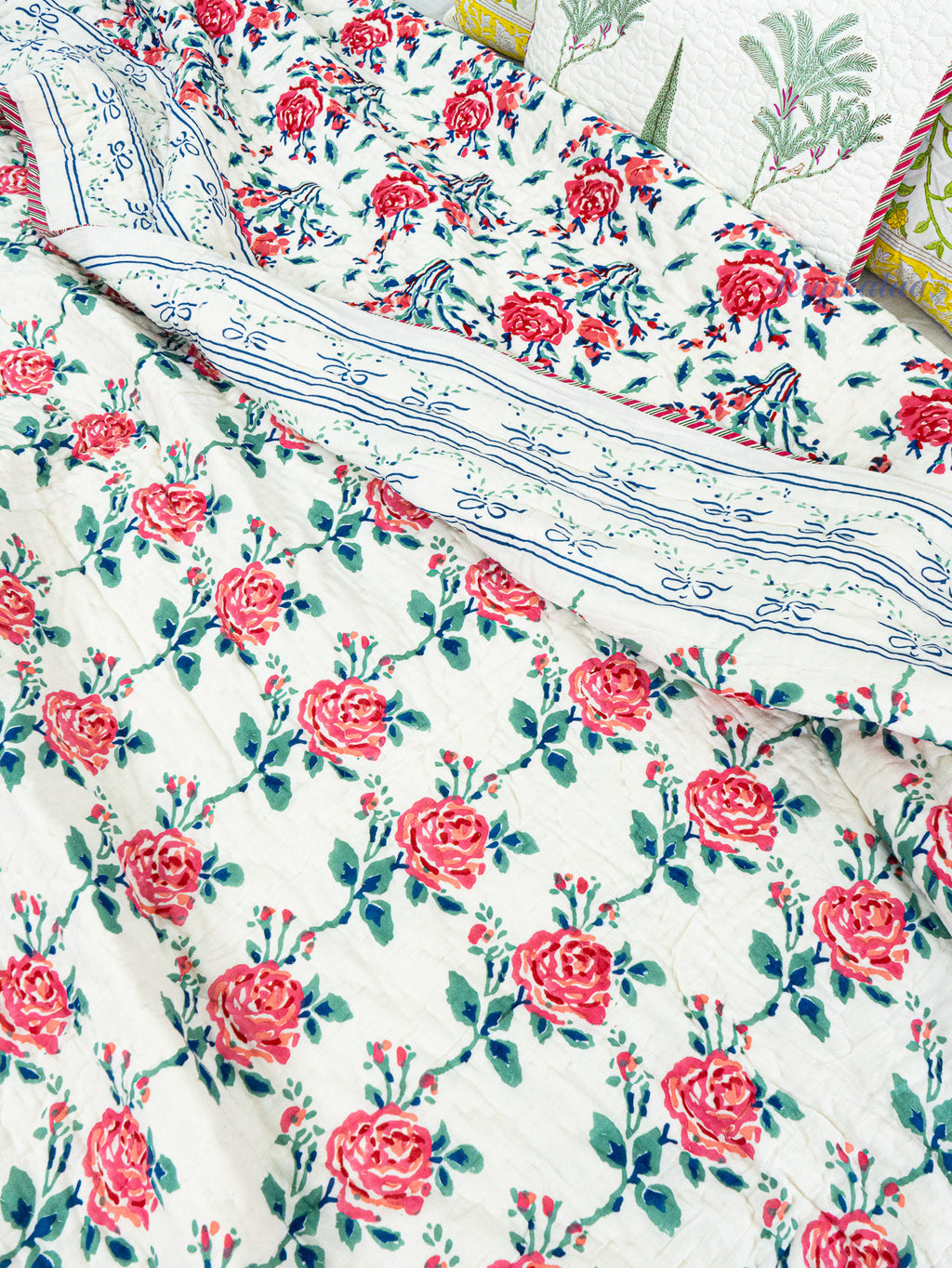 Gulaabo Reversible Mulmul Double Bed Quilt