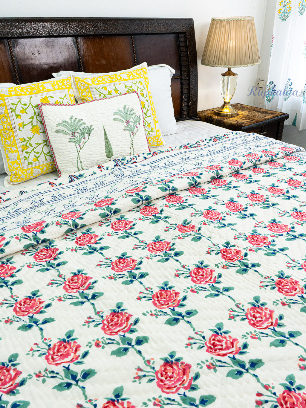 Gulaabo Reversible Mulmul Double Bed Quilt