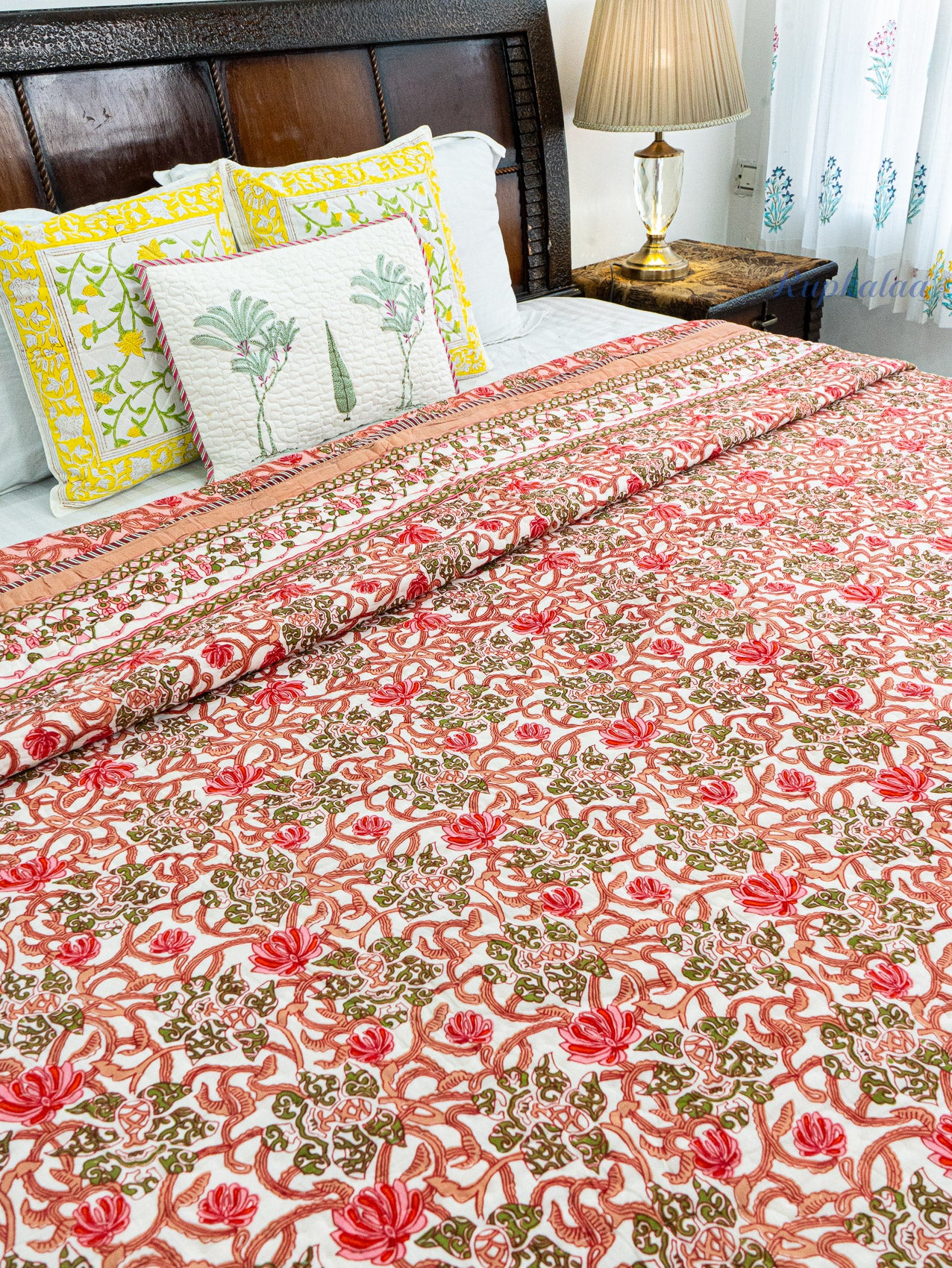 Sindoor Reversible Mulmul Double Bed Quilt