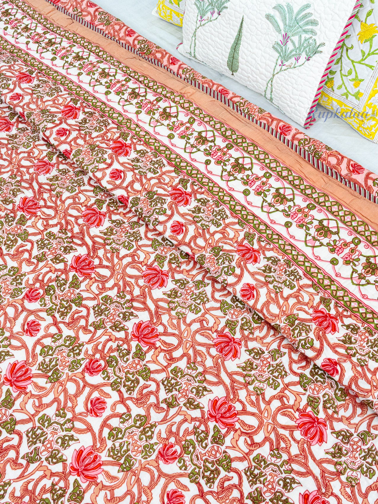Sindoor Reversible Mulmul Double Bed Quilt