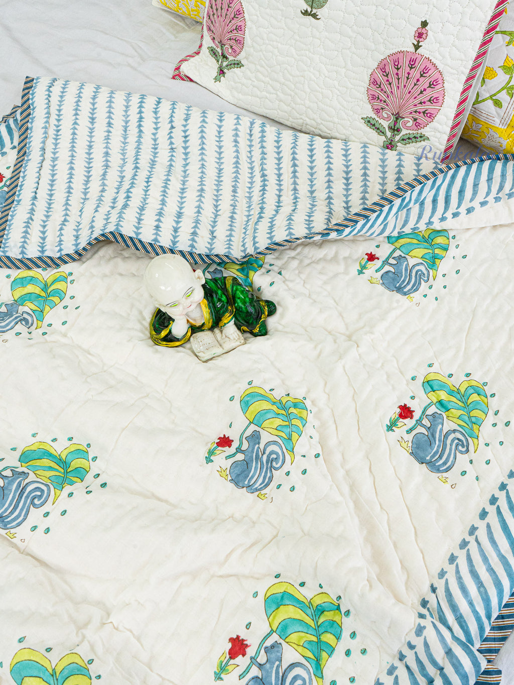 Gilloo Hand Block Reversible Mulmul Baby Quilt