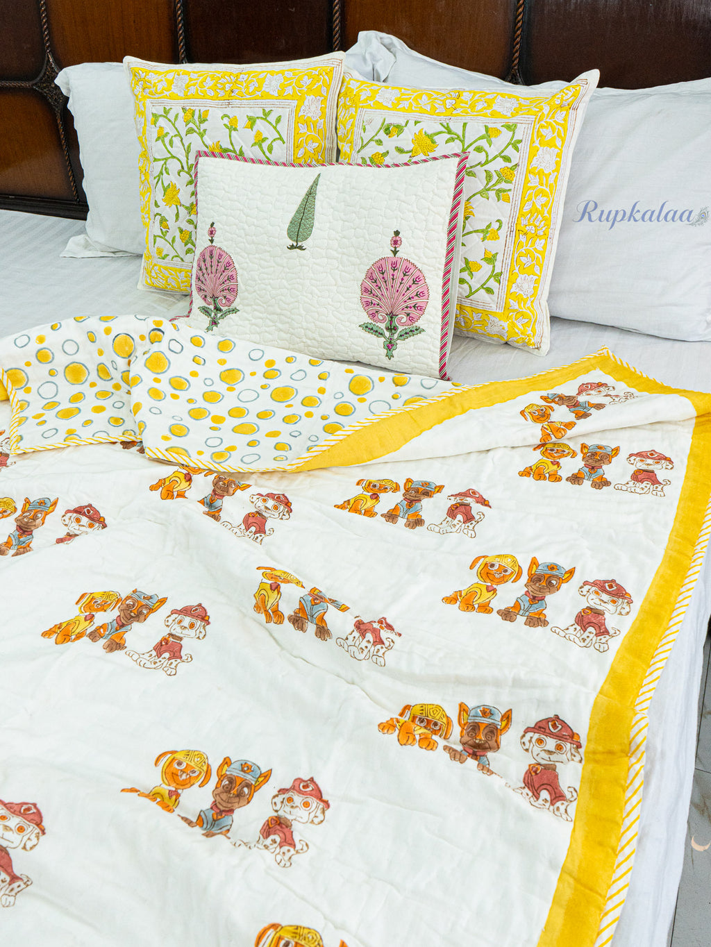 Puppers Hand Block Reversible Mulmul Baby Quilt