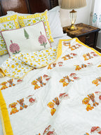 Puppers Hand Block Reversible Mulmul Baby Quilt