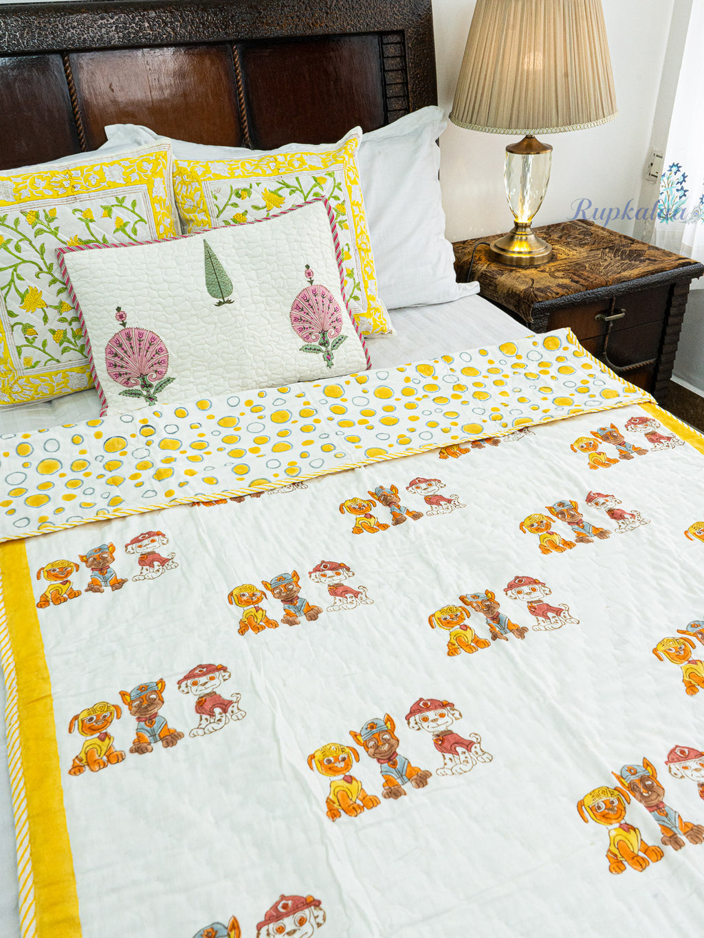 Puppers Hand Block Reversible Mulmul Baby Quilt