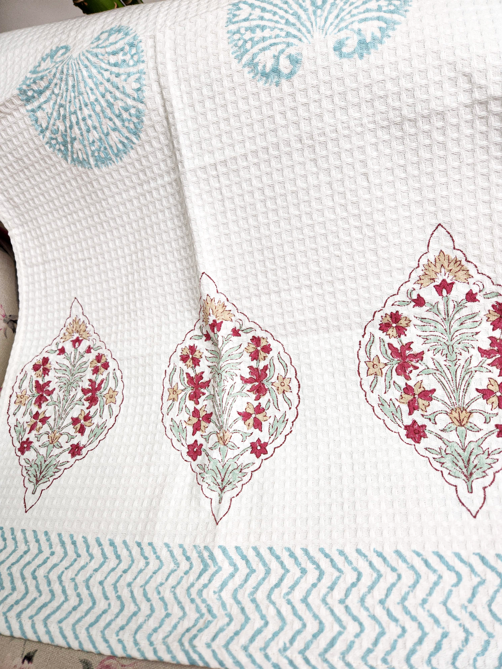 HANDBLOCKED HAND TOWEL