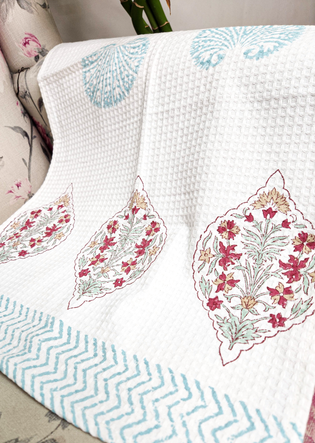 HANDBLOCKED HAND TOWEL