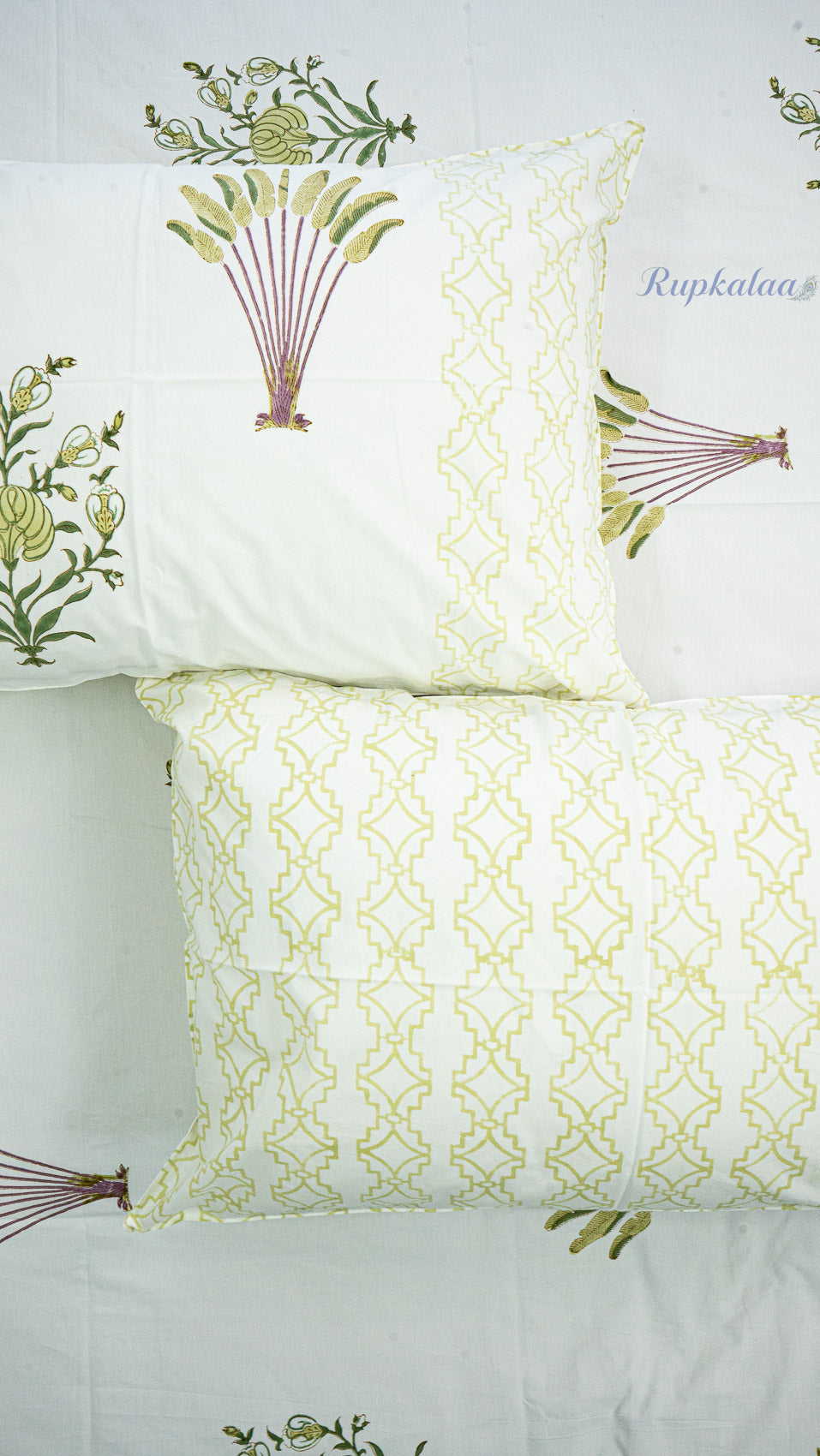 Leaf & Light Quilt and Bedsheet Set
