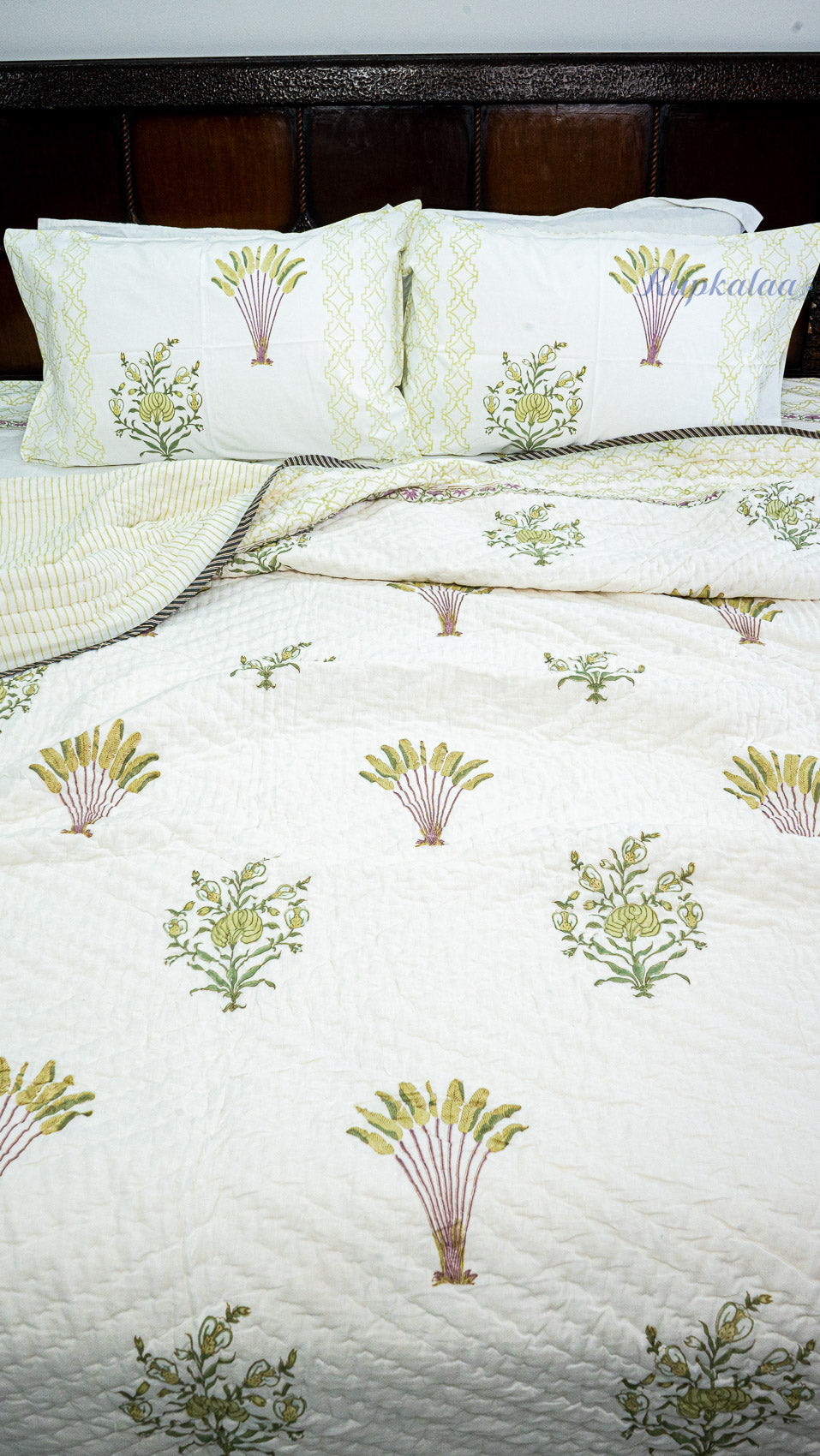 Leaf & Light Quilt and Bedsheet Set