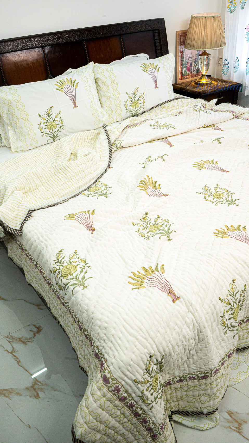 Leaf & Light Quilt and Bedsheet Set