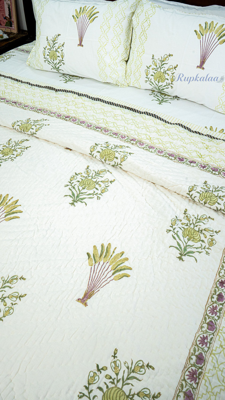 Leaf & Light Quilt and Bedsheet Set