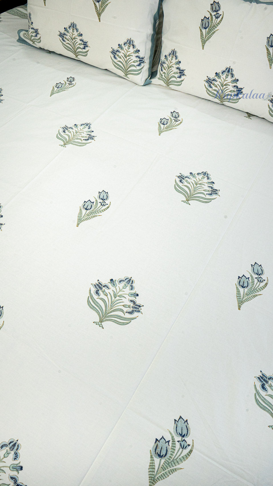 Gentle Canopy Quilt and Bedsheet Set
