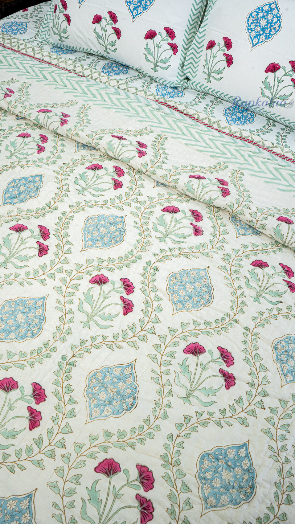 Sadabahaar Reversible Mulmul Double Bed Quilt