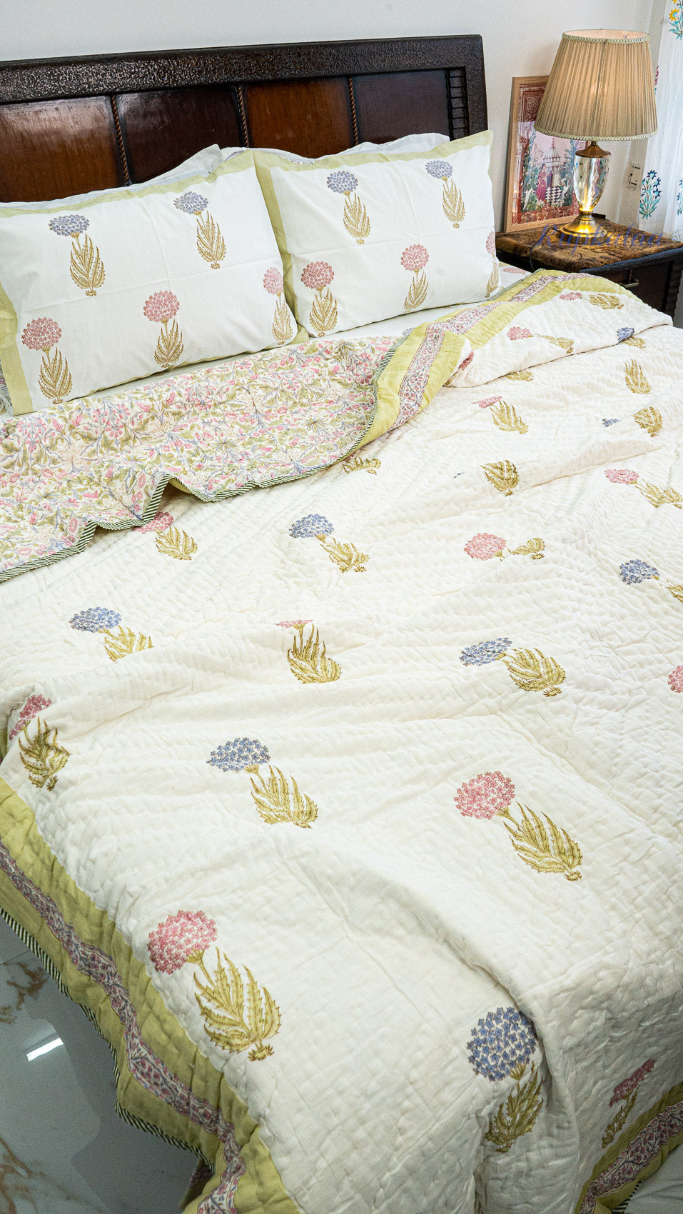 Patra Karigari Quilt and Bedsheet Set