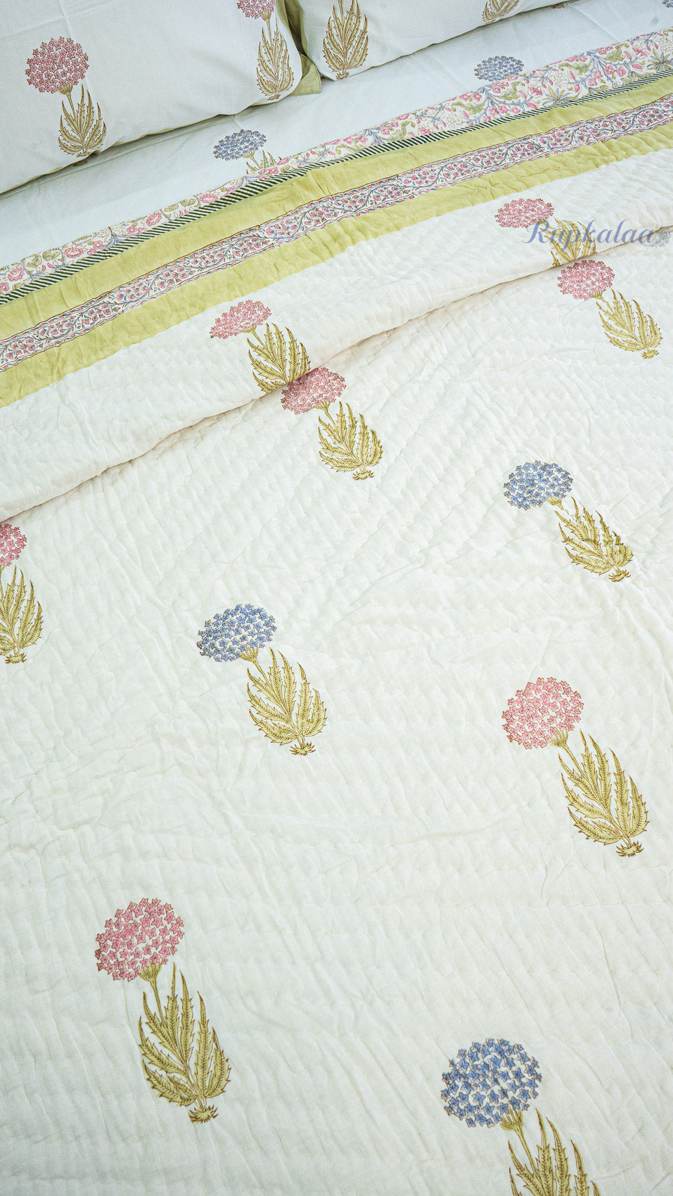 Patra Karigari Quilt and Bedsheet Set