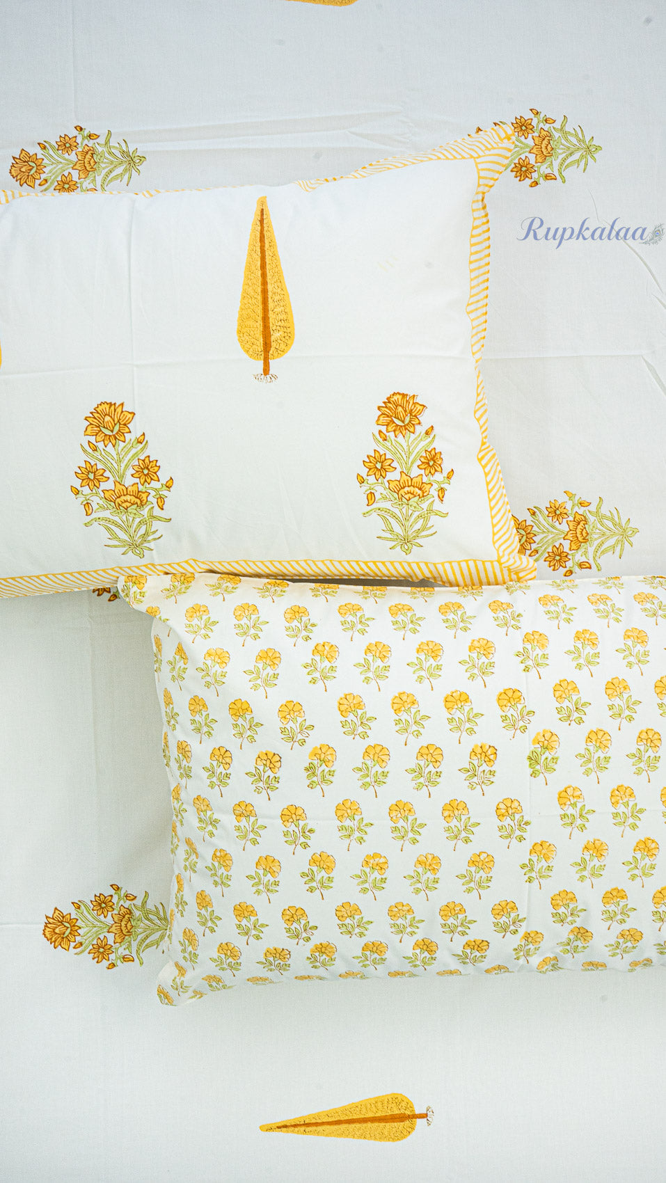 Haldi Phool Quilt and Bedsheet Set