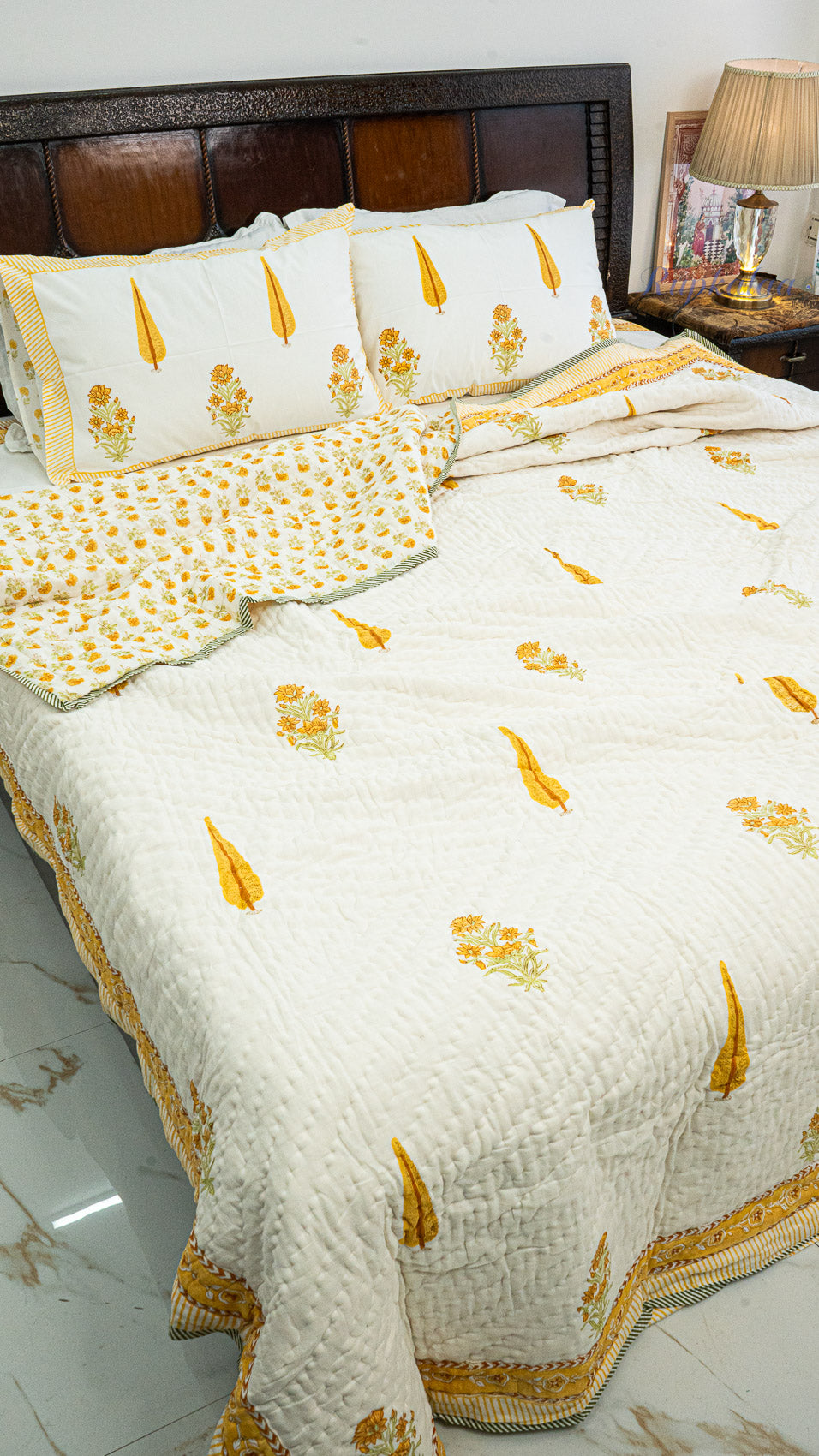 Haldi Phool Quilt and Bedsheet Set