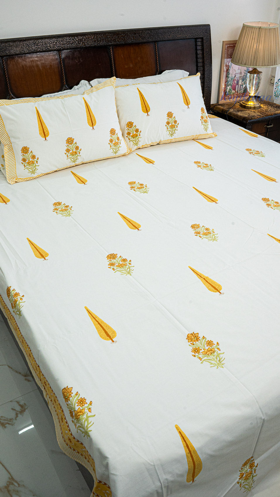 Haldi Phool Quilt and Bedsheet Set
