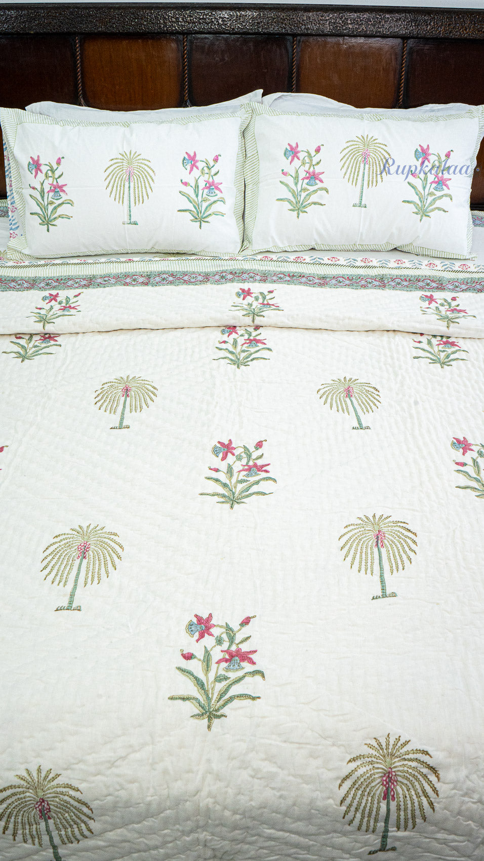 Karigari Quilt and Bedsheet Set