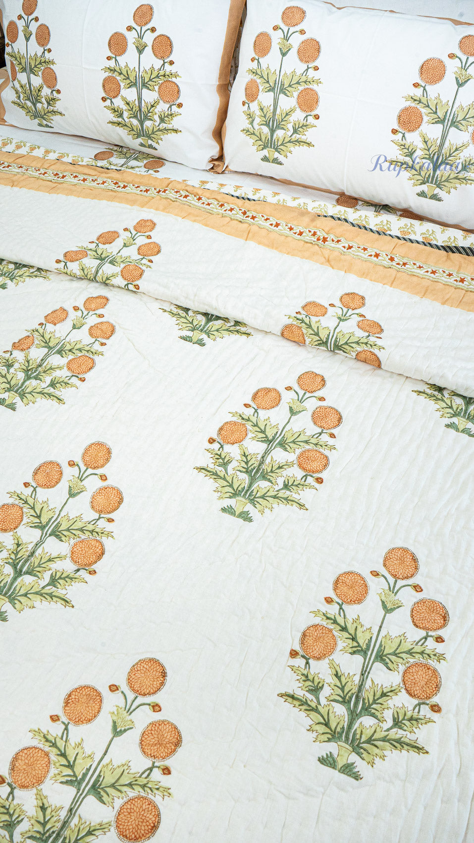 Golden Drift Quilt and Bedsheet Set