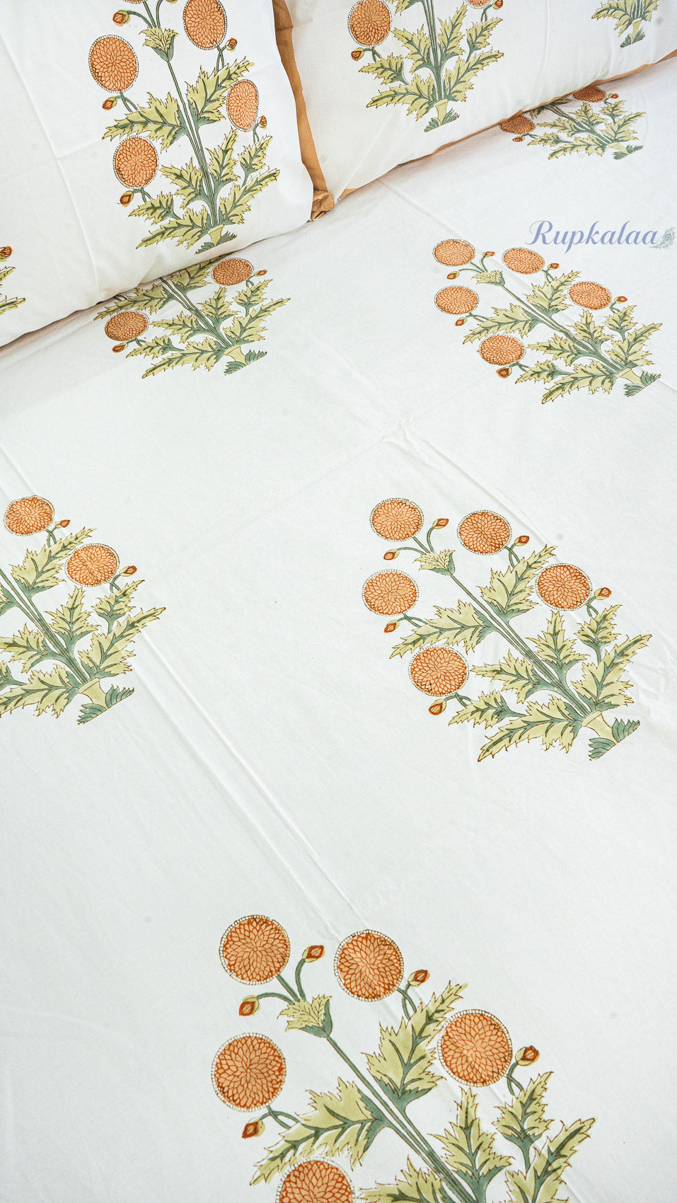 Golden Drift Quilt and Bedsheet Set