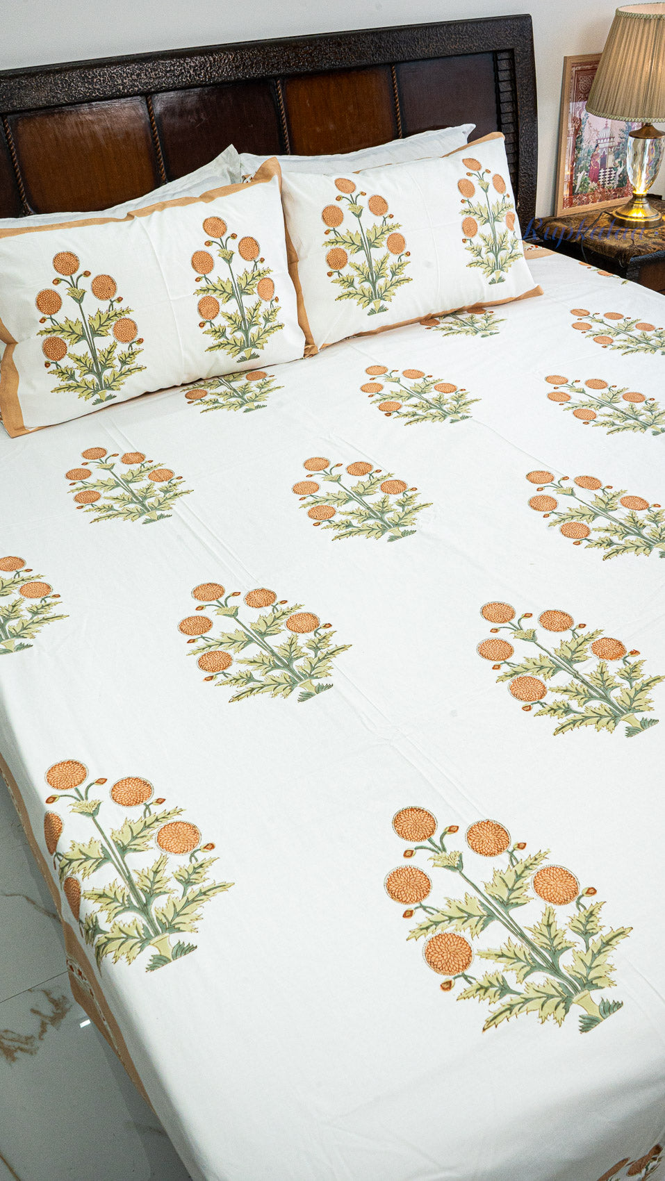 Golden Drift Quilt and Bedsheet Set