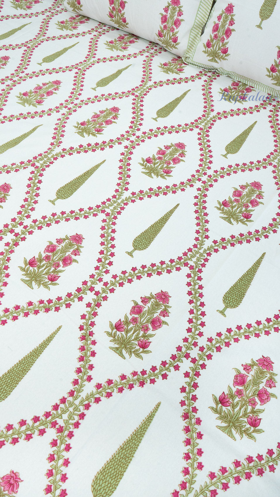 Bare Bloom Thick Cotton Bedsheet with Two Pillow Covers