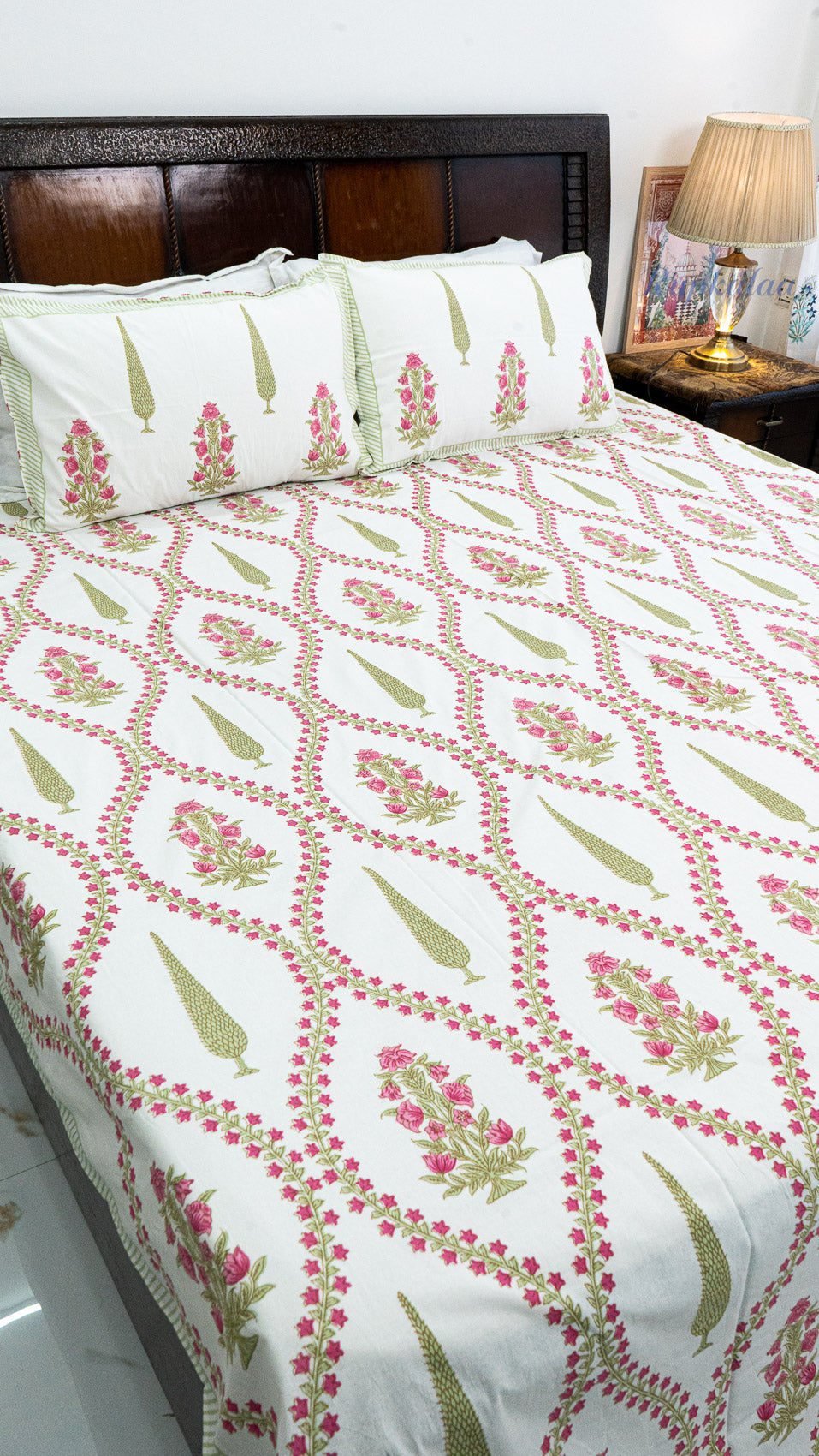 Bare Bloom Thick Cotton Bedsheet with Two Pillow Covers