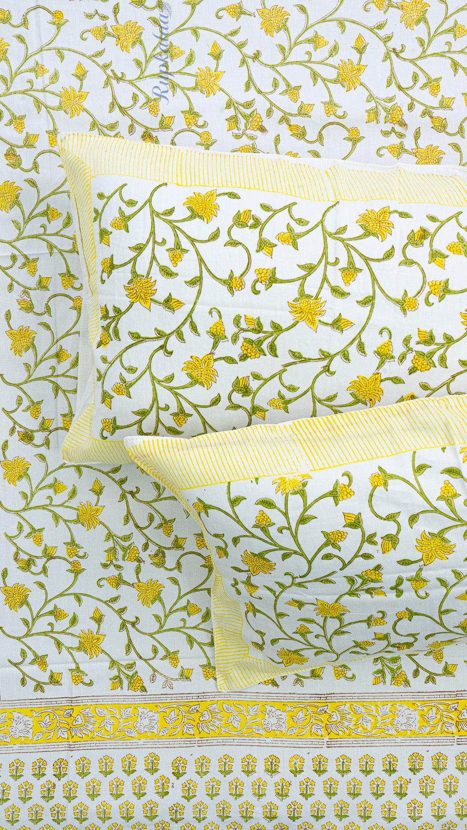 Summer Meadow Thick Cotton Bedsheet with Two Pillow Covers