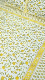 Summer Meadow Thick Cotton Bedsheet with Two Pillow Covers