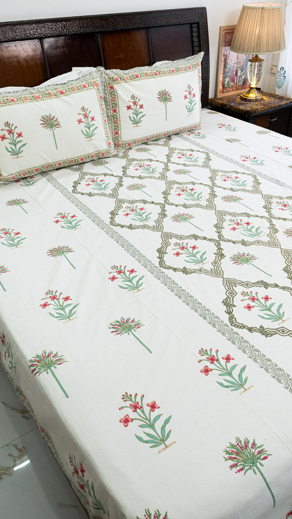 Shahi Darbaar Cotton Bedsheet with Two Pillow Covers