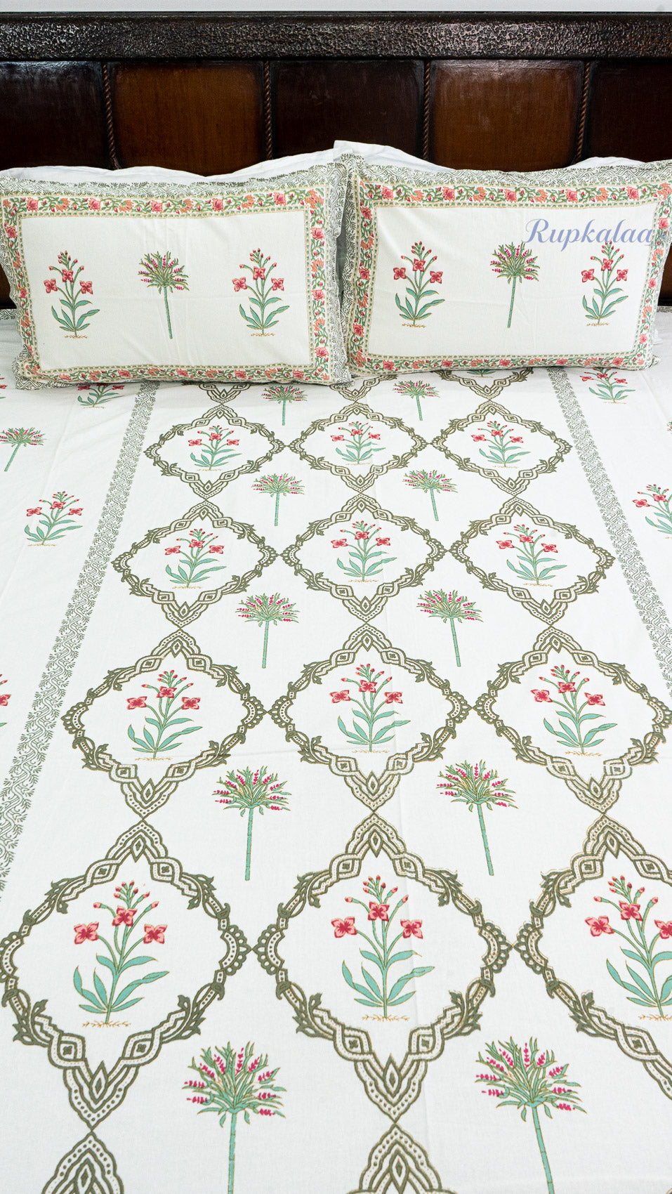 Shahi Darbaar Cotton Bedsheet with Two Pillow Covers