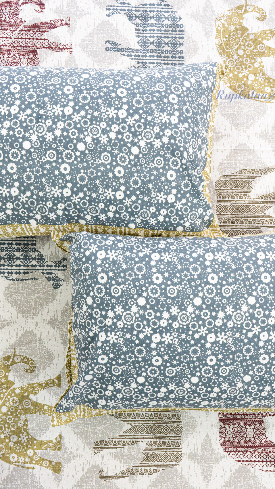 Gajraj Garden Cotton Bedsheet with Two Pillow Covers