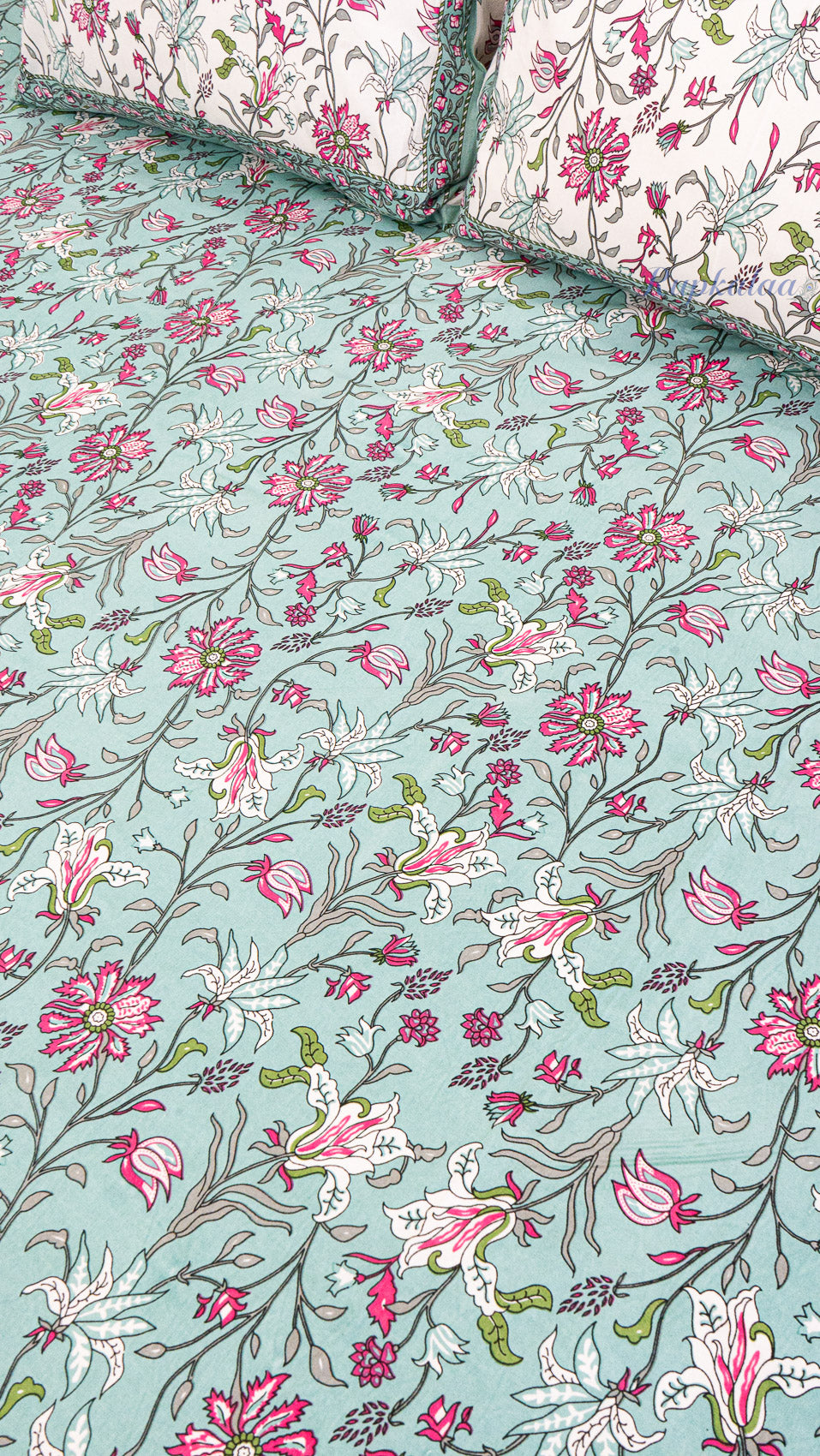 Maharani Bagh Cotton Bedsheet with Two Pillow Covers