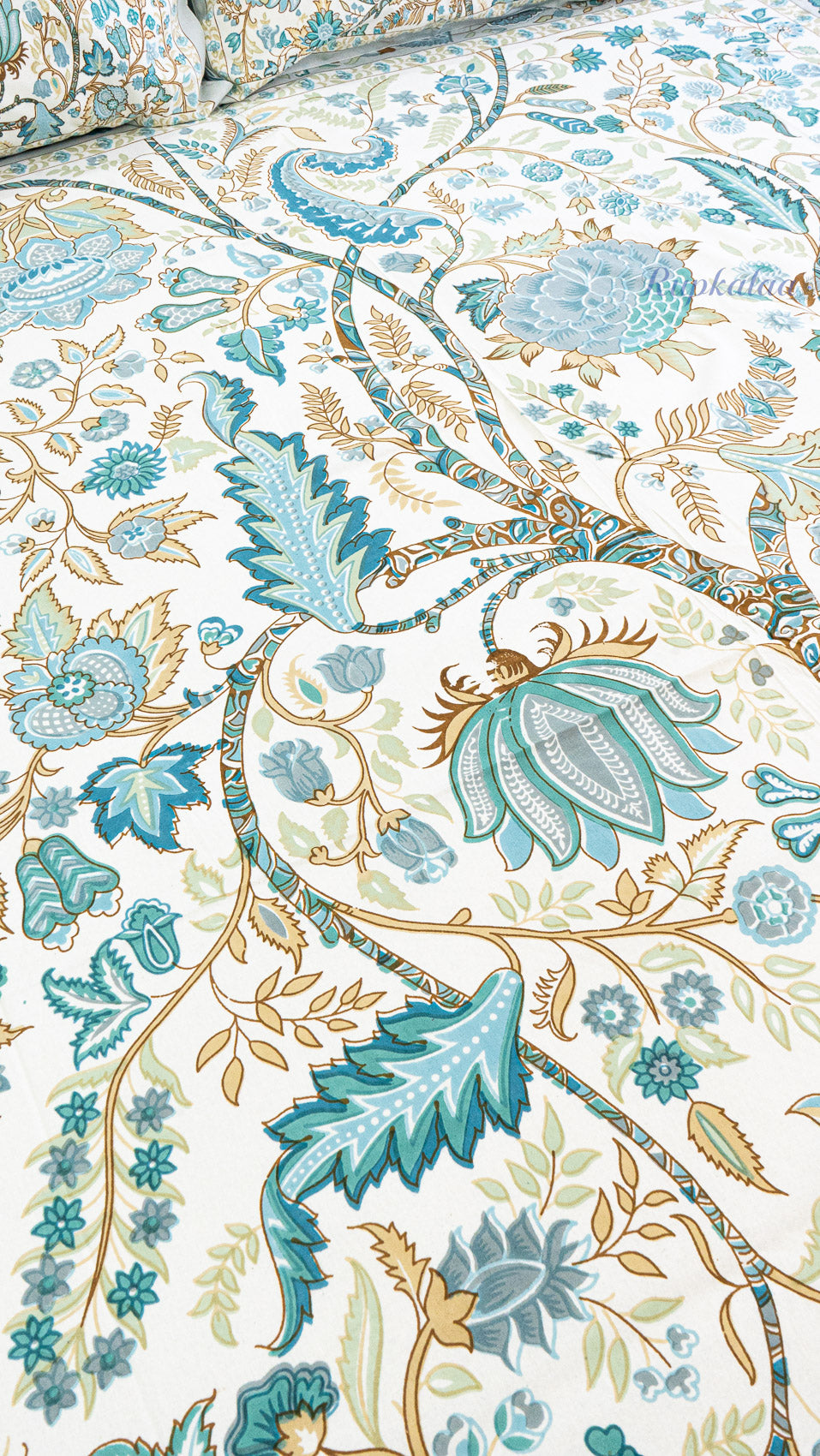 Padma Chhaya Cotton Bedsheet with Two Pillow Covers