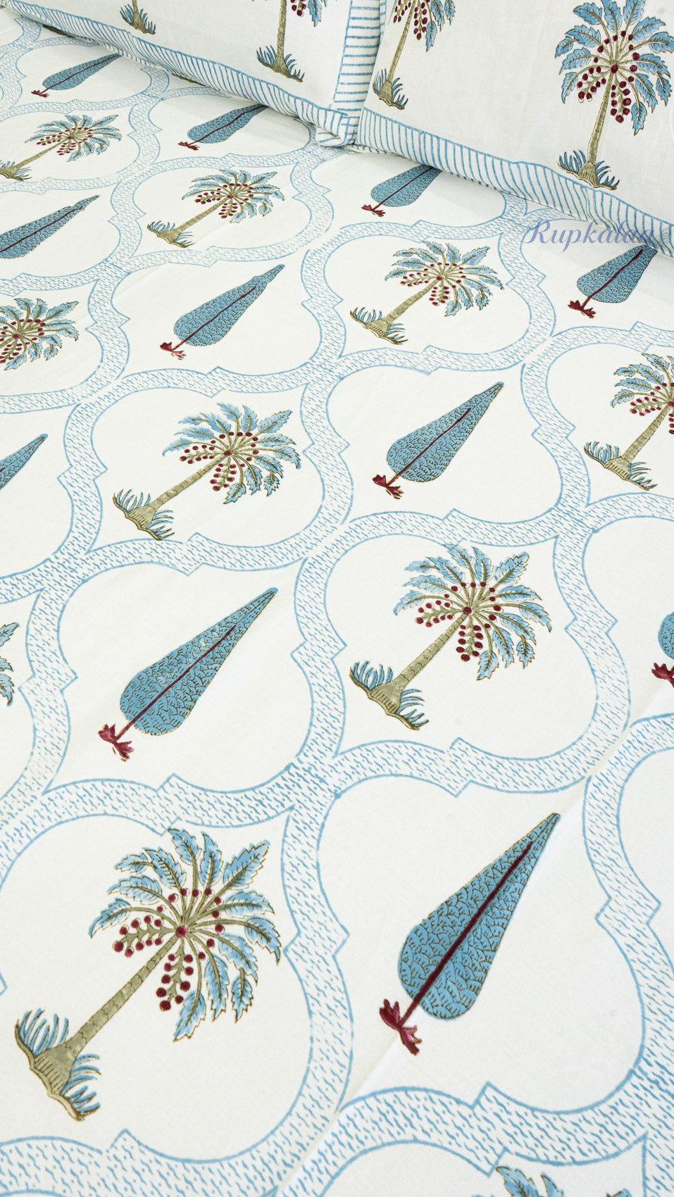 Taal Vatika Cotton Bedsheet with Two Pillow Covers