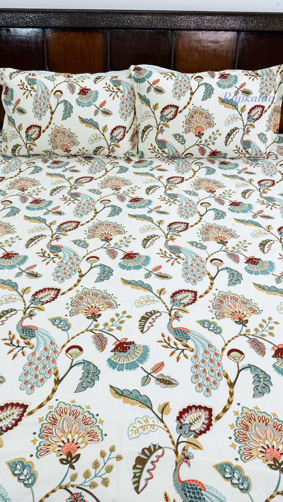 Kusum Angan Cotton Bedsheet with Two Pillow Covers