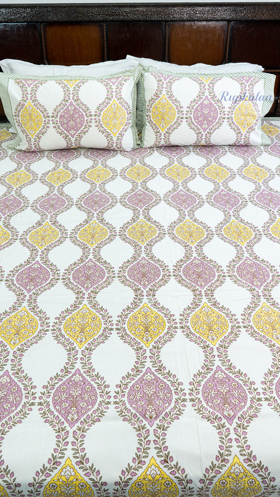 Karigari Cotton Bedsheet with Two Reversible Pillow Covers