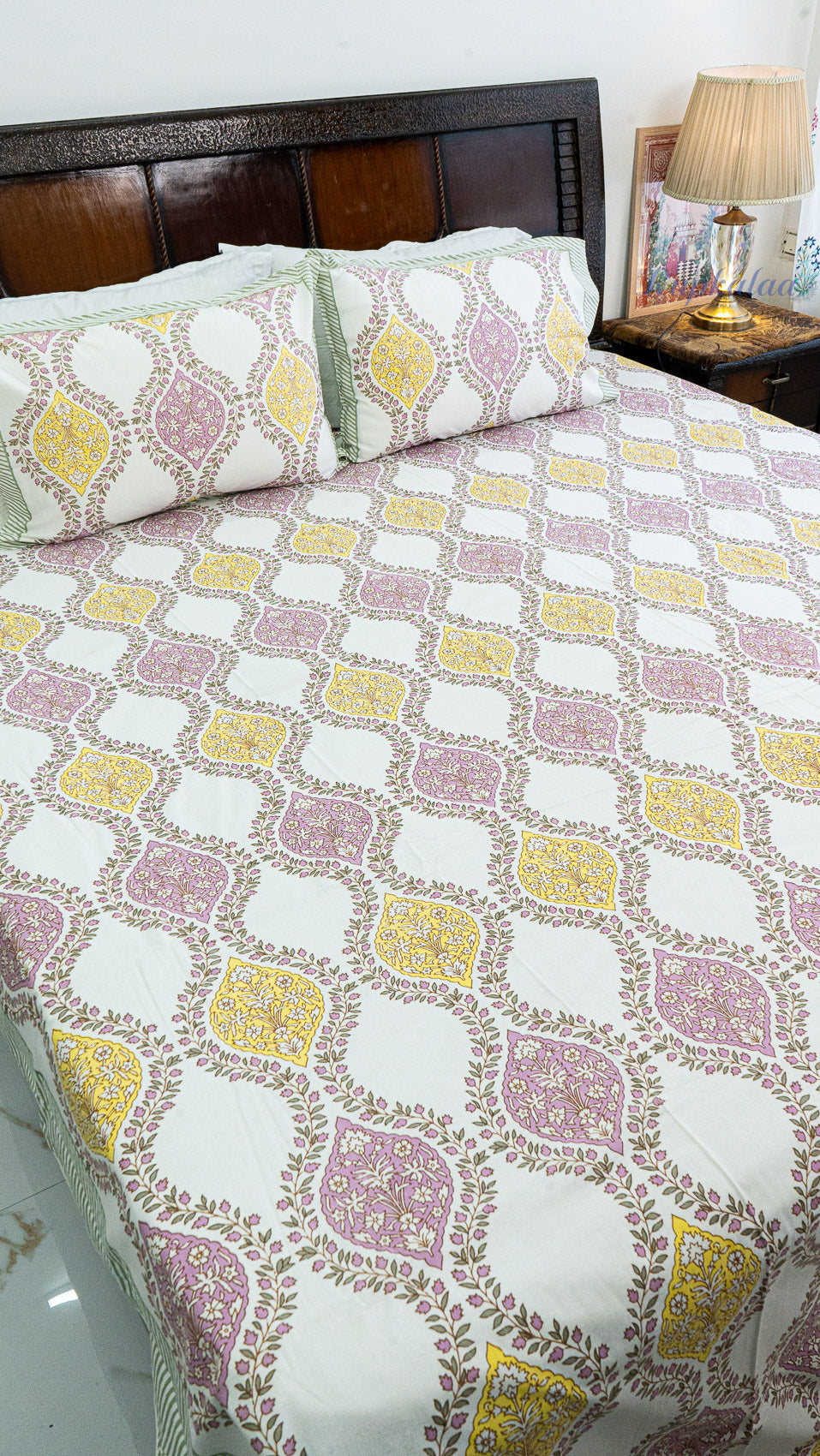 Karigari Cotton Bedsheet with Two Reversible Pillow Covers