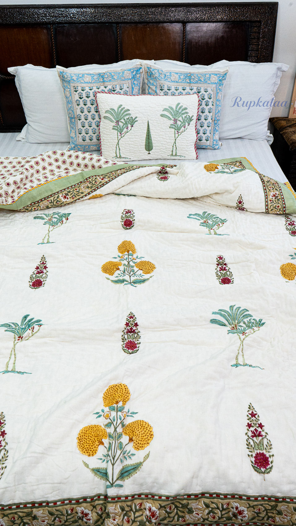 Swarna Handblock Reversible Mulmul Quilt