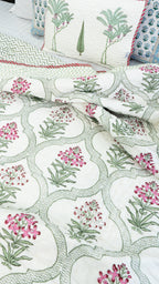 Shahi Haveli Handblock Reversible Mulmul Quilt