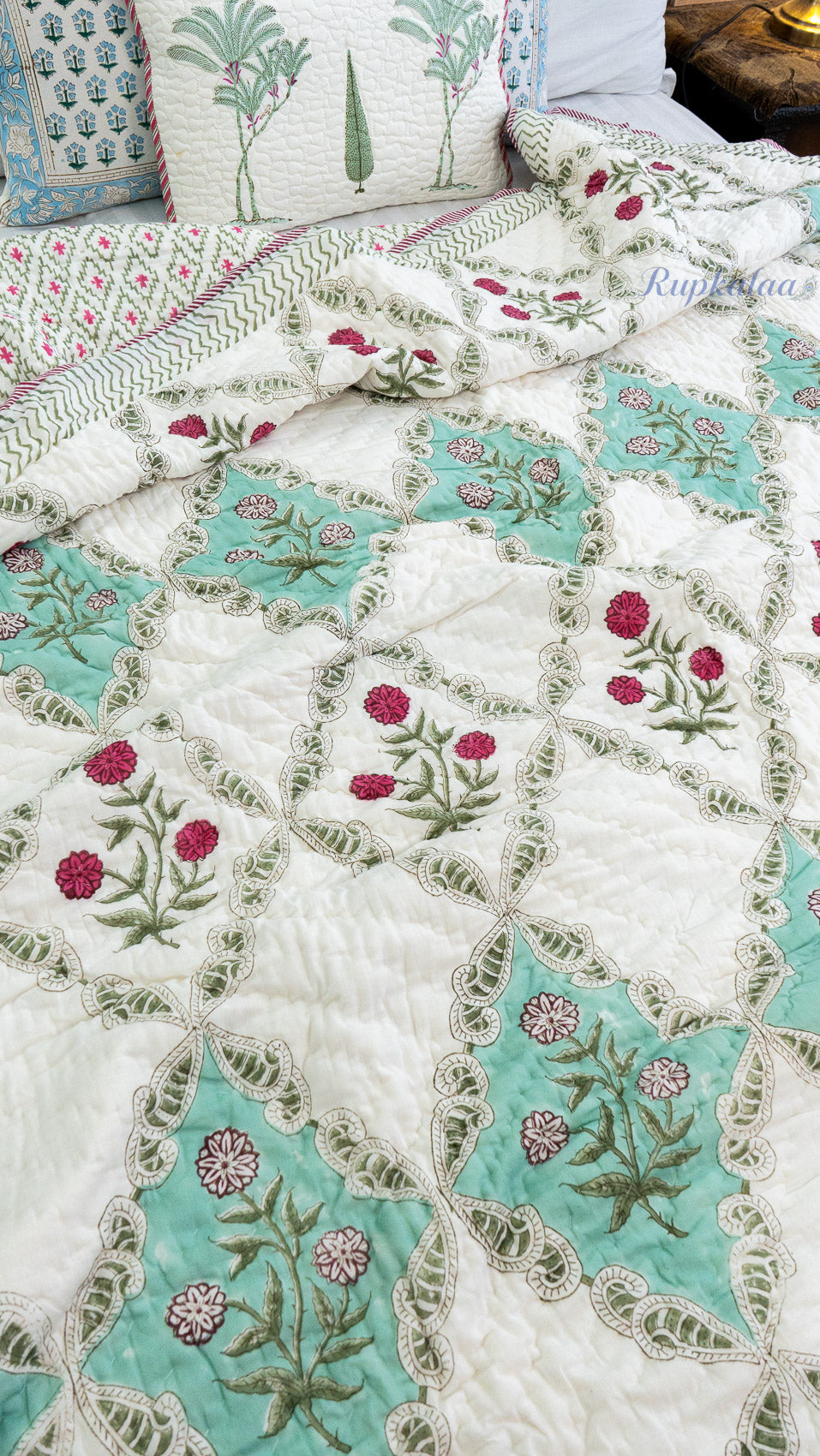 Ocean Drift Handblock Reversible Mulmul Single Quilt