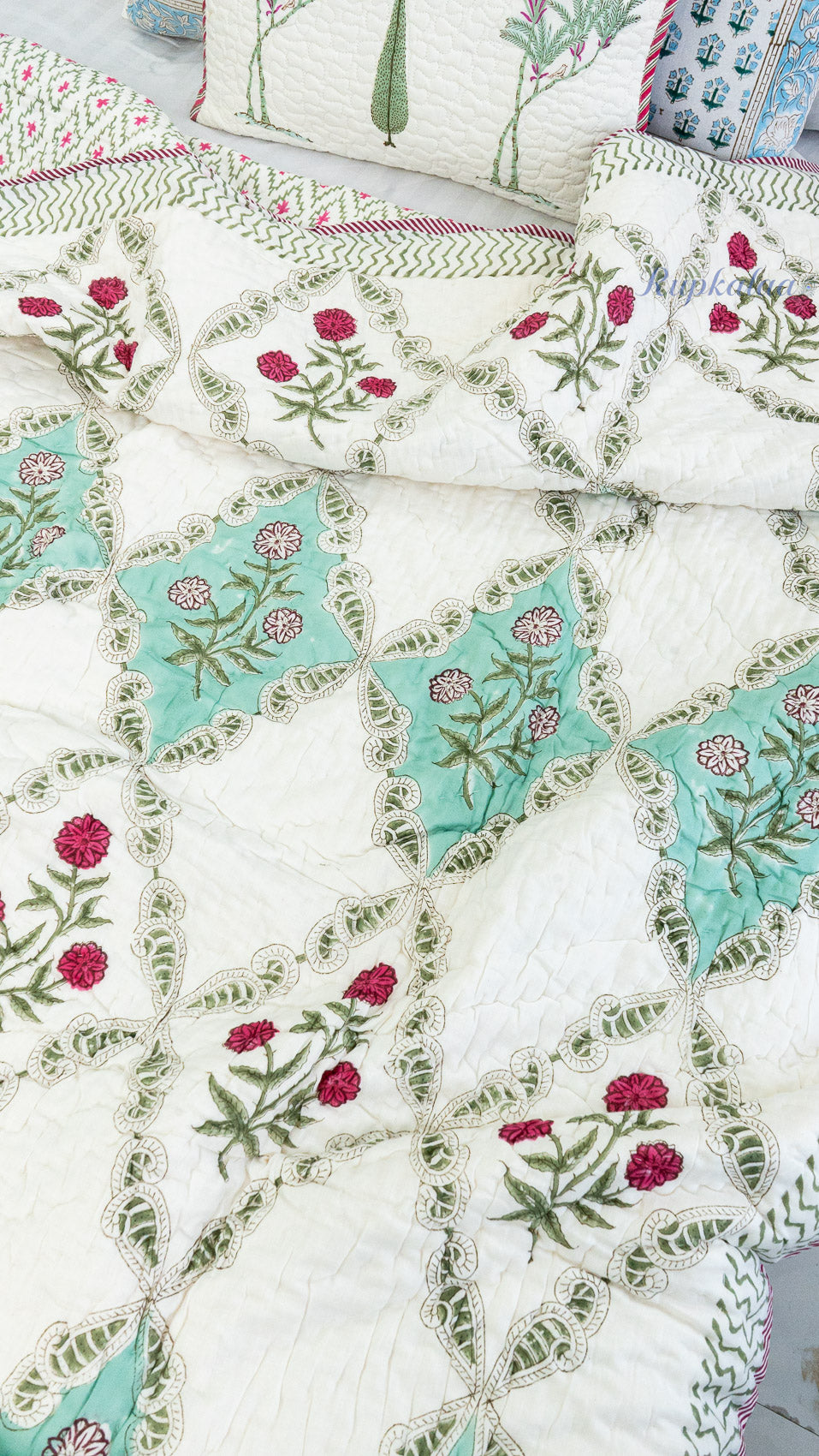 Ocean Drift Handblock Reversible Mulmul Single Quilt