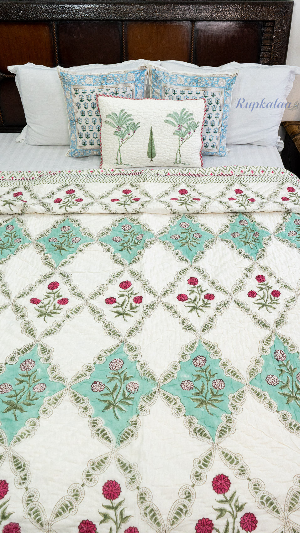 Ocean Drift Handblock Reversible Mulmul Single Quilt