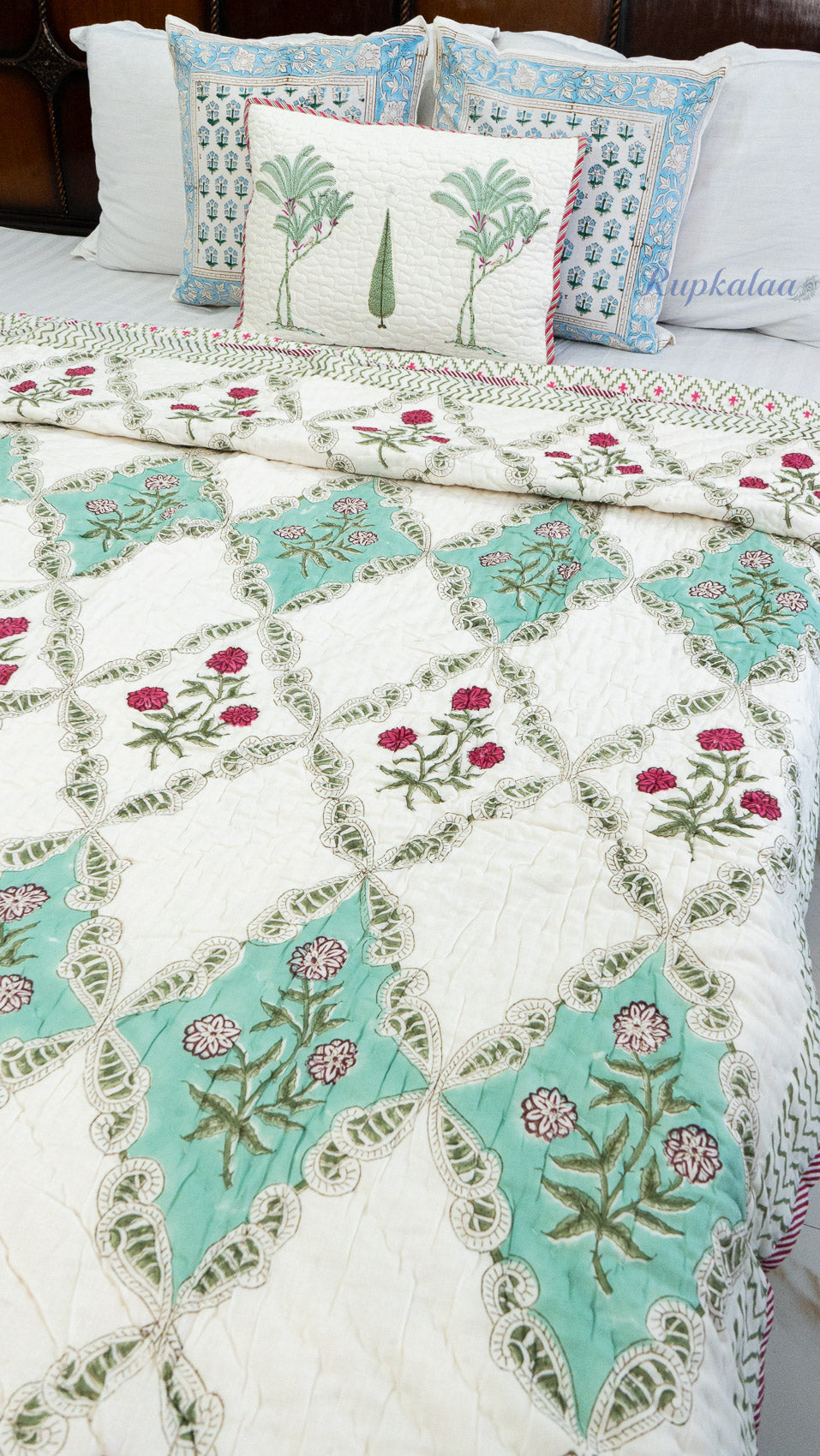 Ocean Drift Handblock Reversible Mulmul Single Quilt