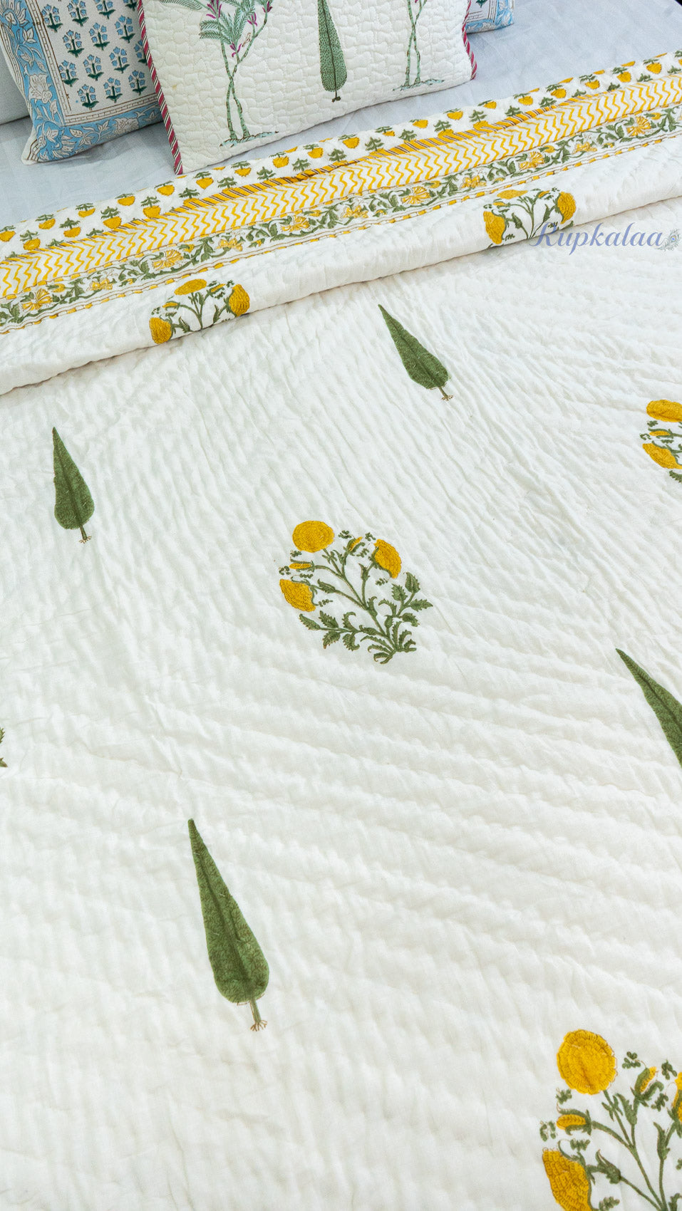 Swarna Bagh Reversible Mulmul Single Quilt