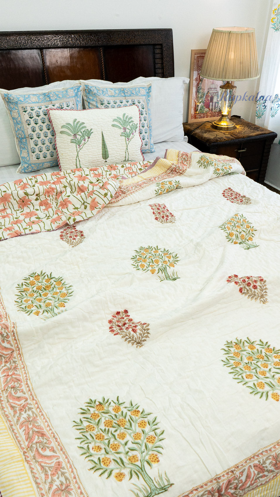 Poppies at Dusk Reversible Mulmul Single Quilt